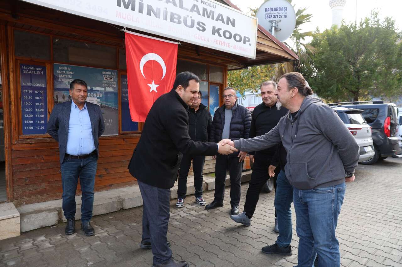 Başkan Durmuş’tan Duyarlı Şoföre Hediye Çeki 1